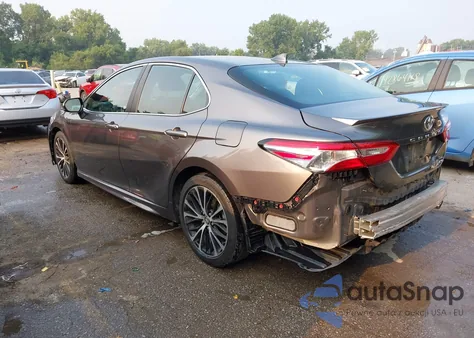 2020 Toyota Camry Se/Se Night Shade z USA, uszkodzony, nr VIN 4T1G11BK9LU005688